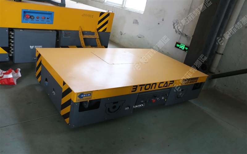 恭喜帕菲特在南京成功交付一臺(tái)無(wú)軌搬運(yùn)平板車(chē)