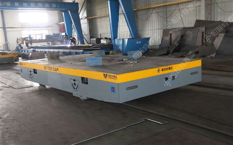 深圳自動(dòng)化無(wú)軌電動(dòng)平車驗(yàn)貨成功